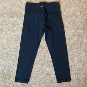 Lulu cropped leggings